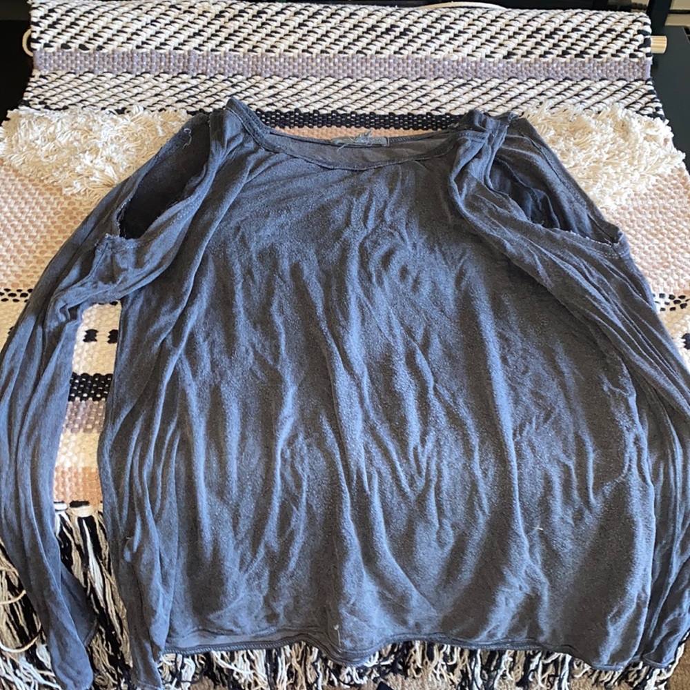 Cold shoulder top